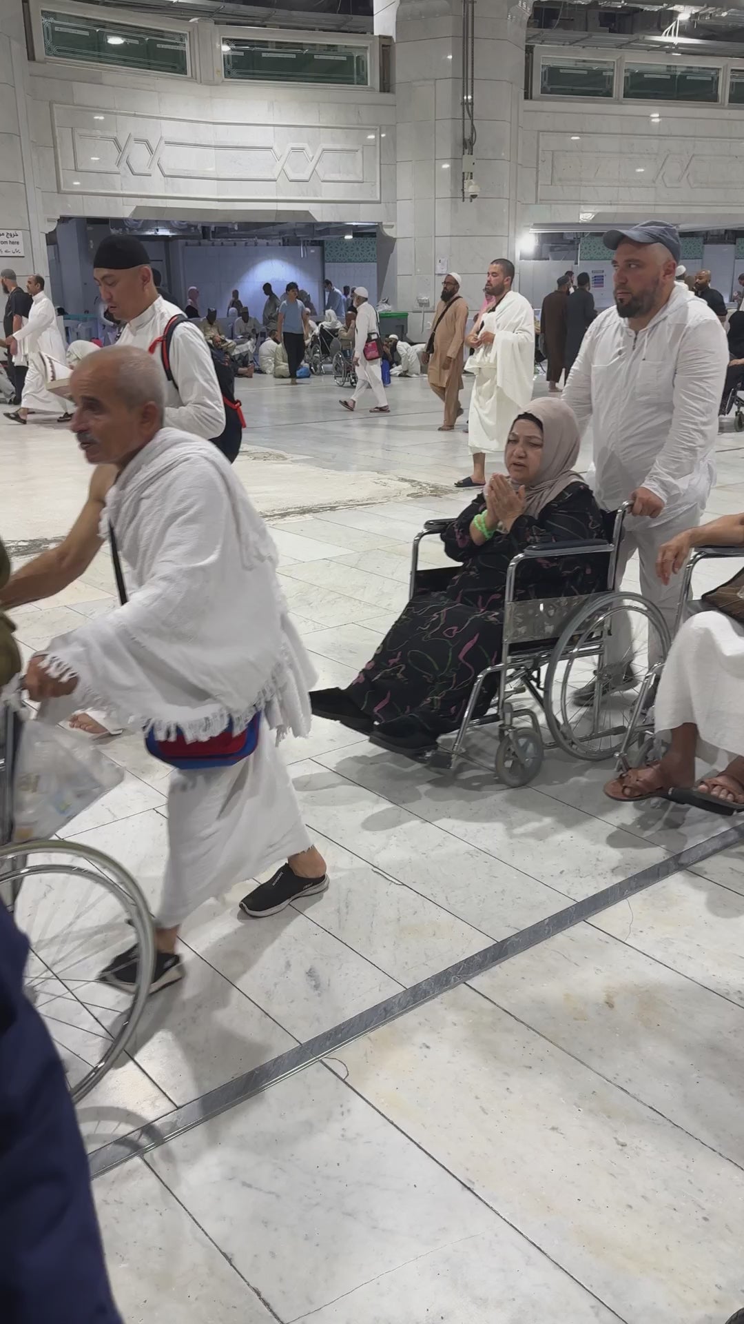 Mi silla de ruedas en La Mecca